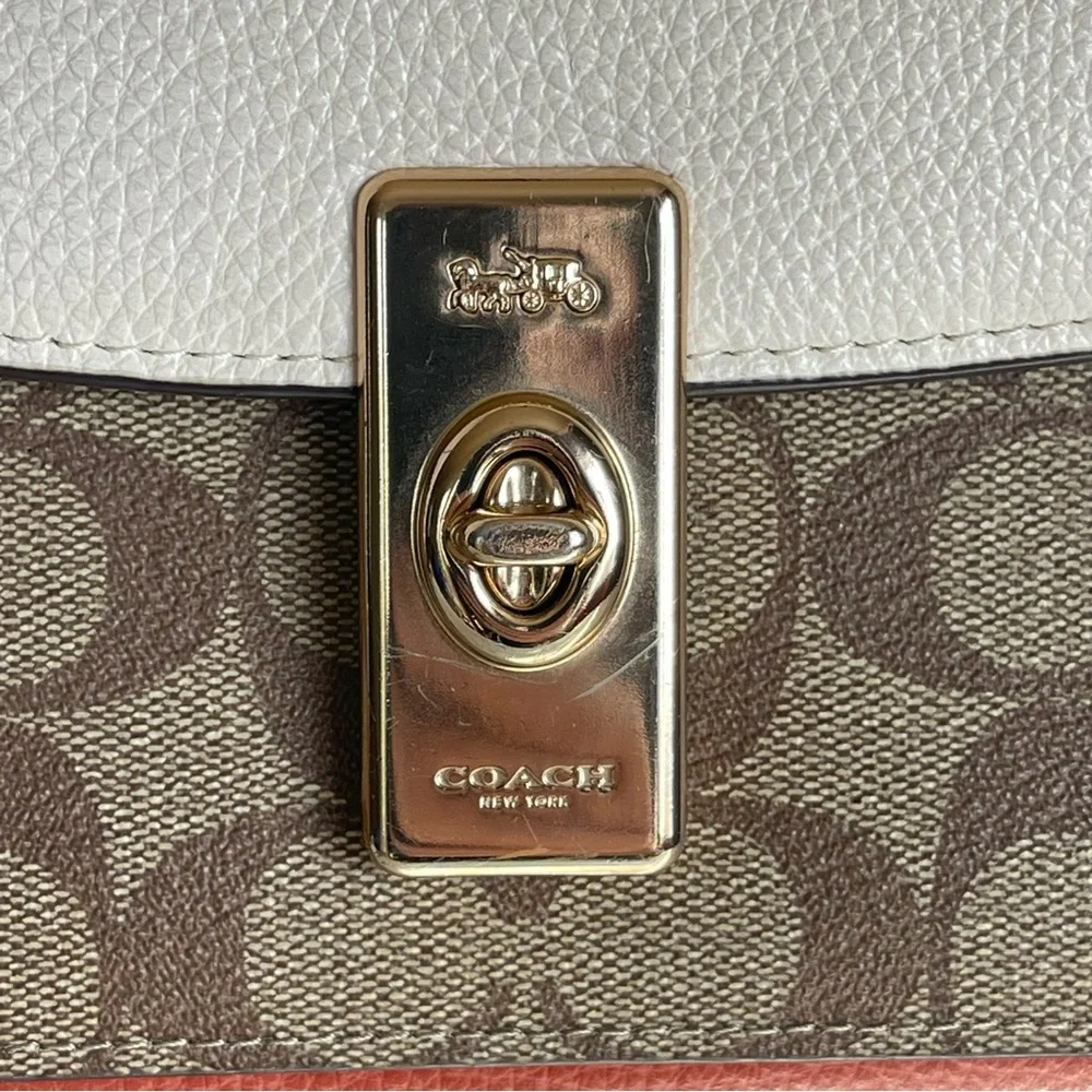 Coach LANE SHOULDER BAG IN COLORBLOCK SIGNATURE CANVAS - Picture 6 of 16